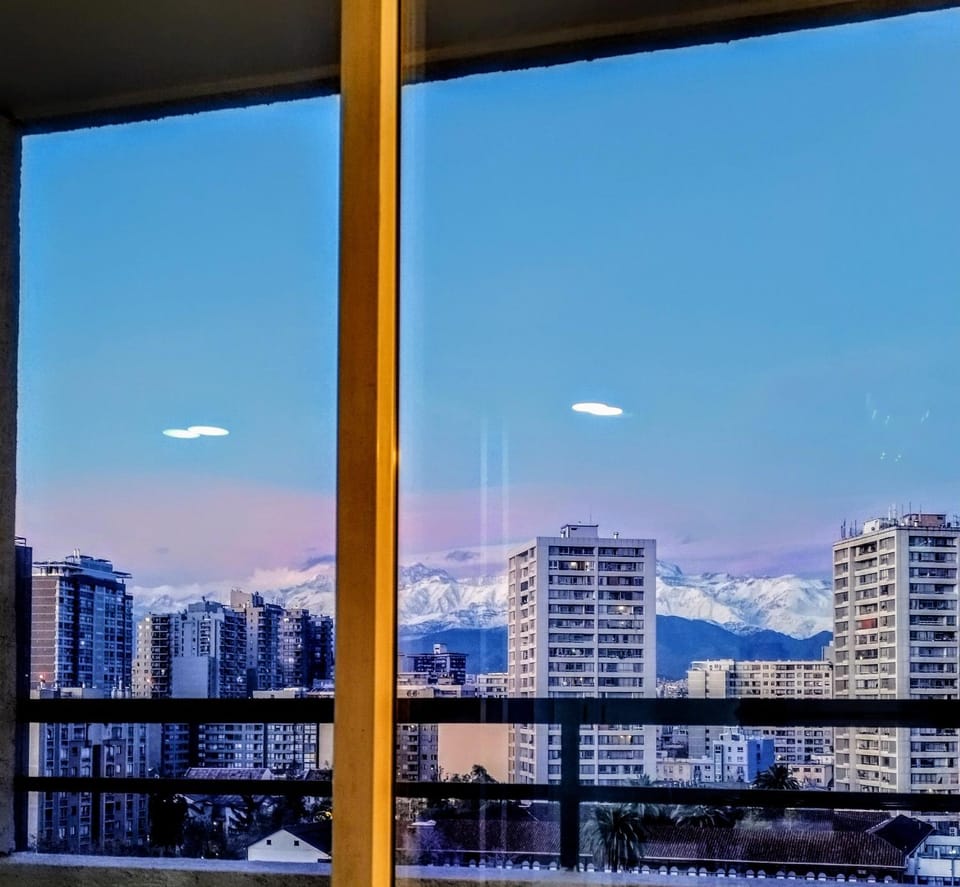 Natural landscape, View (from property/room), Balcony/Terrace, City view, Mountain view