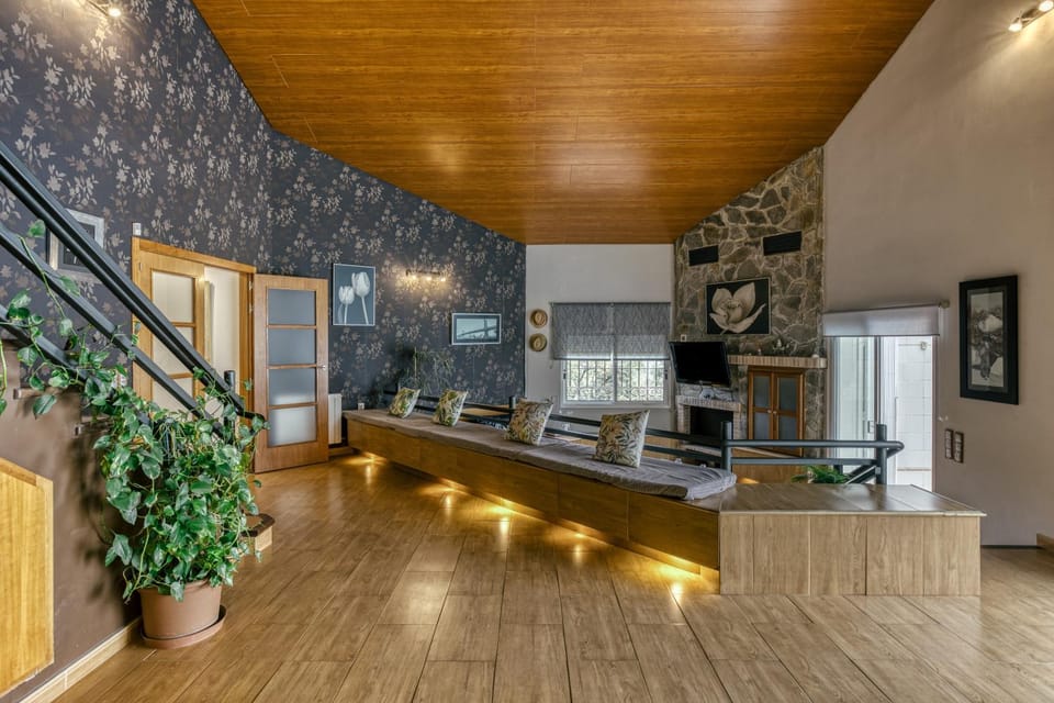 Property building, Living room