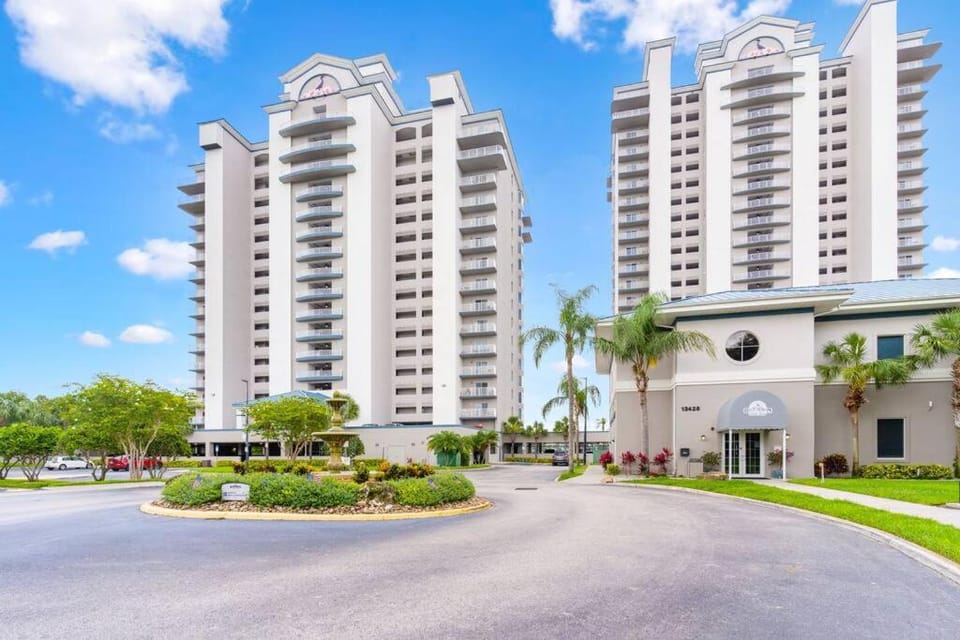Spectacular view Blue Heron Beach Resort Near Disney Apartment in Orlando