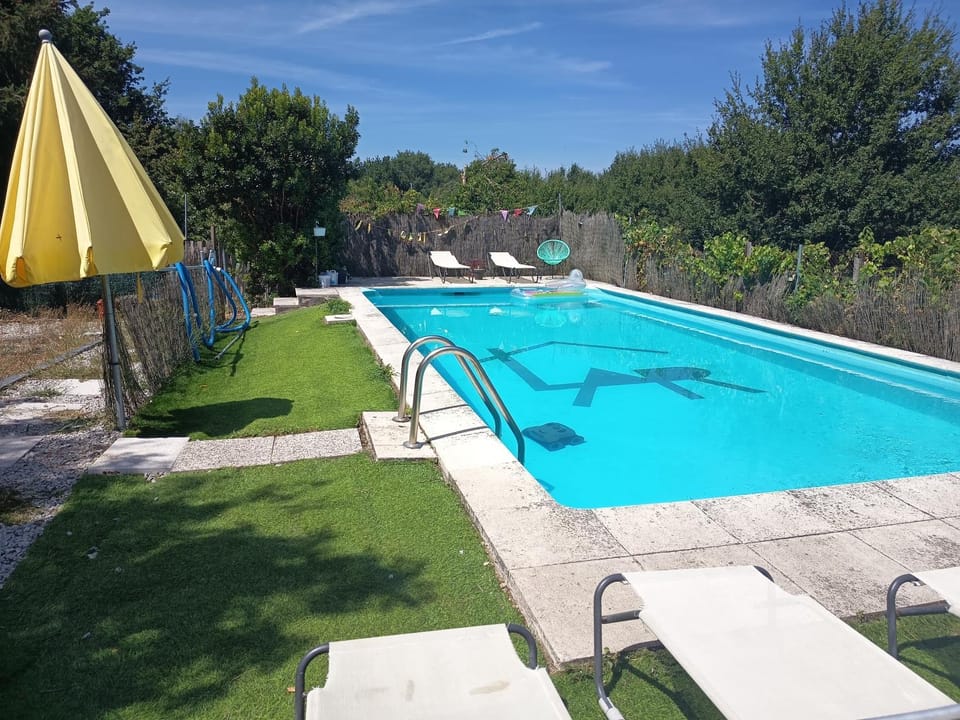 Swimming pool