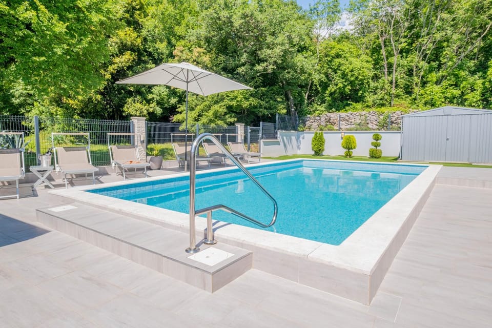 Patio, Day, Natural landscape, Summer, Pool view, Swimming pool, sunbed