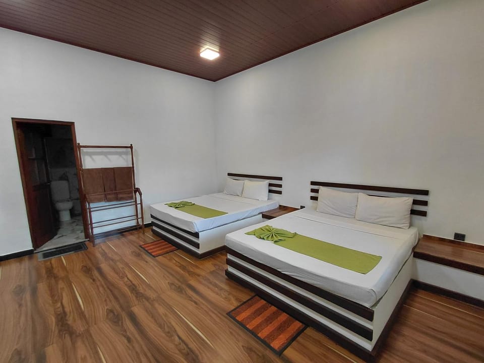 Kandy Riverside Villa Hotel in Gangawatakorale