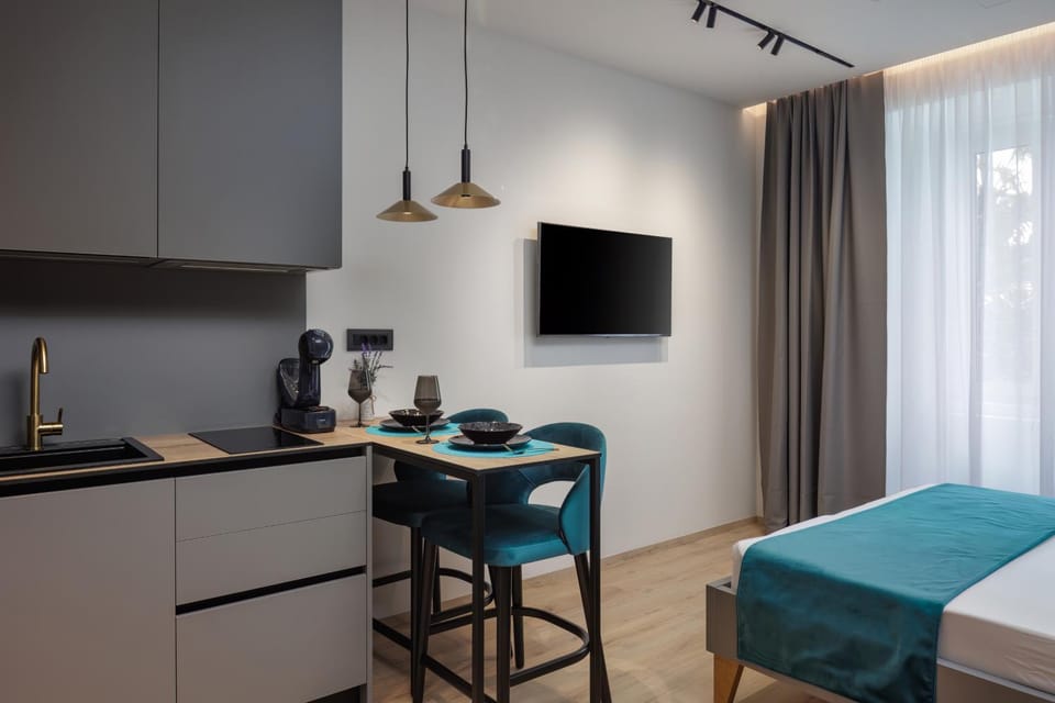 Bed, TV and multimedia, Coffee/tea facilities, Kitchen or kitchenette, Photo of the whole room