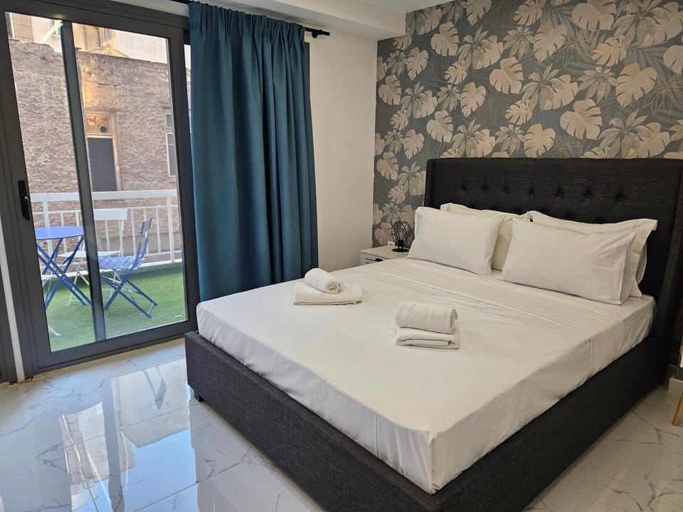 Bed, Bedroom, Inner courtyard view
