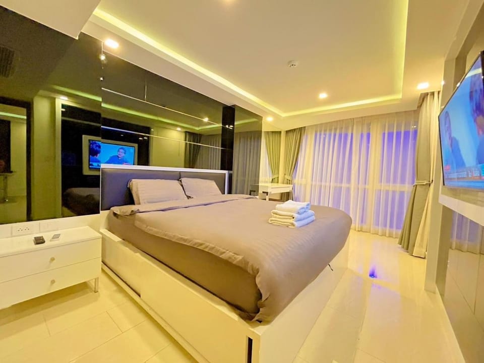 Grand Avenue Residence condominium Apartment in Pattaya City