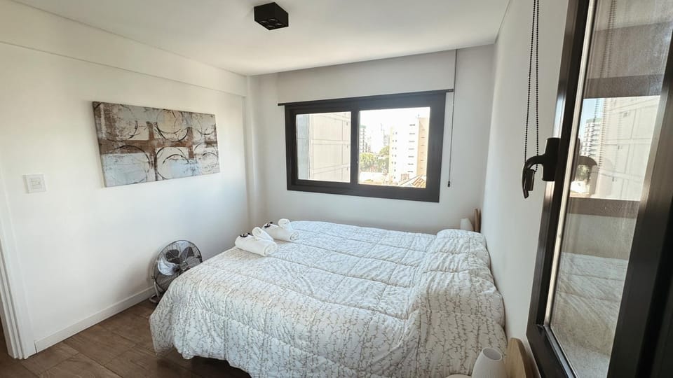 Bed, Bathroom, Photo of the whole room, Bedroom