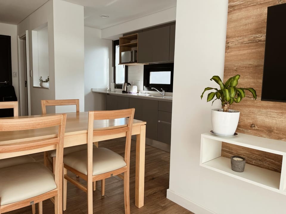 Kitchen or kitchenette, Living room, Dining area