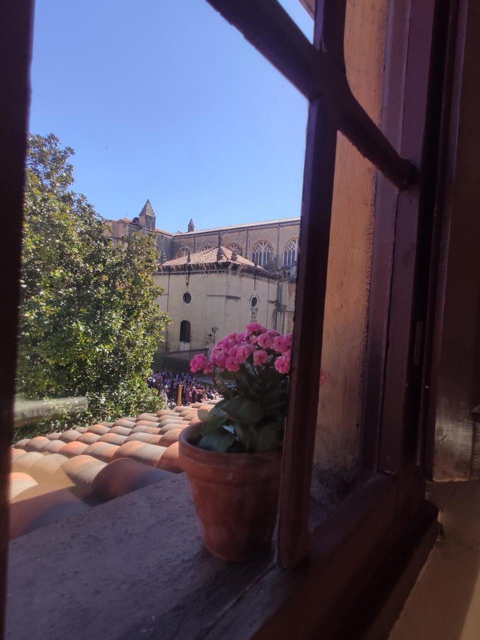 Alojamiento Oviedo 2 con parking Apartment in Oviedo