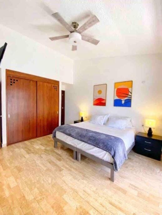 Rooftop penthouse 3 bedrooms, Sleeps 8! Apartment in Cancun