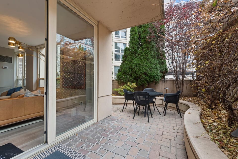 The Bernardin Gold Coast Luxury Apartments Near Magnificent Mile Apartment in River North