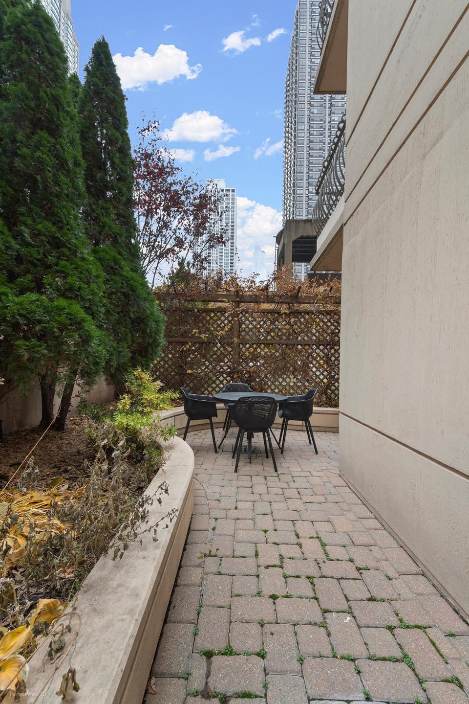 The Bernardin Gold Coast Luxury Apartments Near Magnificent Mile Apartment in River North