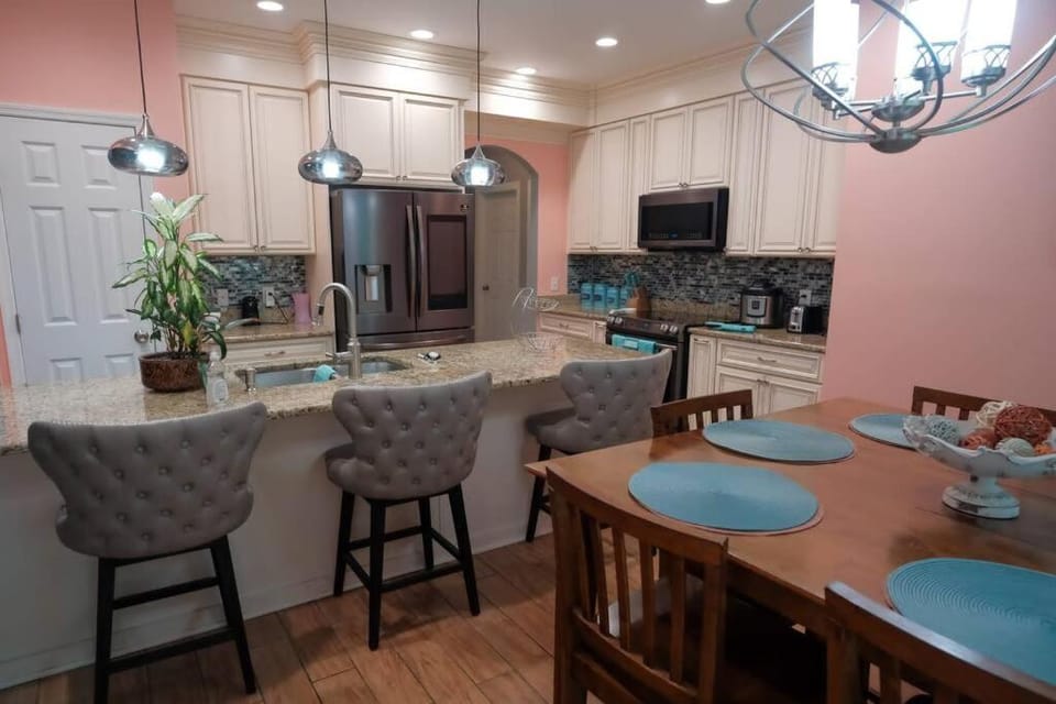 The Relaxation Getaway House in Savannah