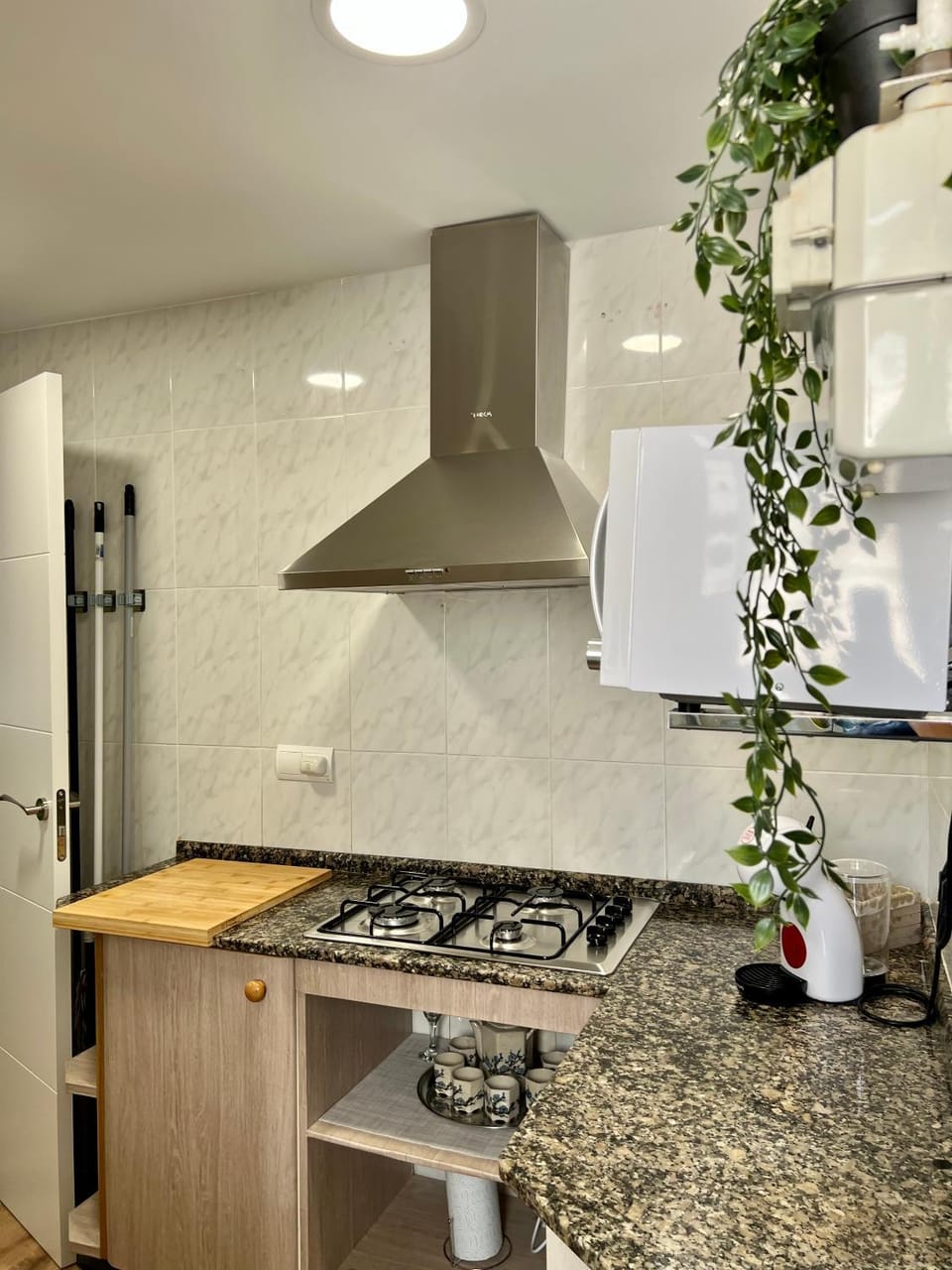 Kitchen or kitchenette, stove