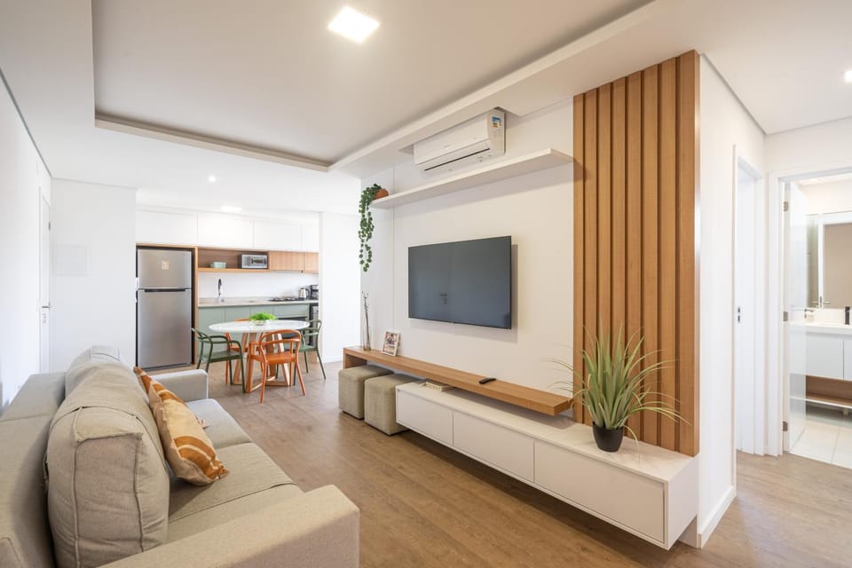 TV and multimedia, Kitchen or kitchenette, Living room