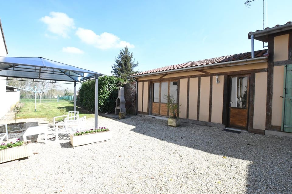 BBQ facilities, Game Room, Garden, Garden view