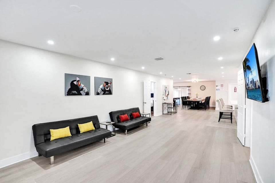 TV and multimedia, Living room