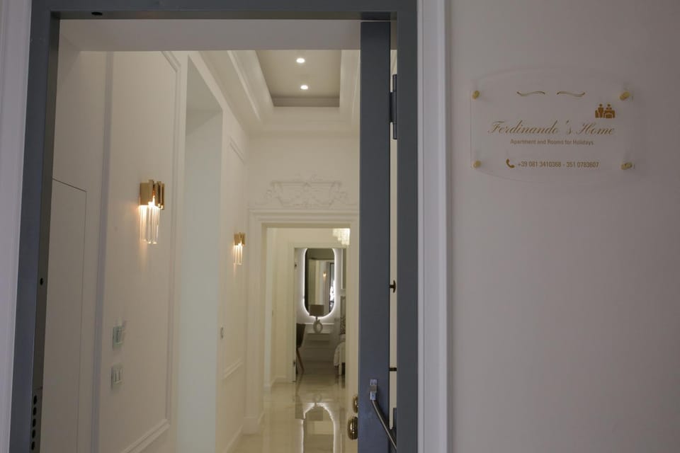 Ferdinando's Home Apartment in Naples