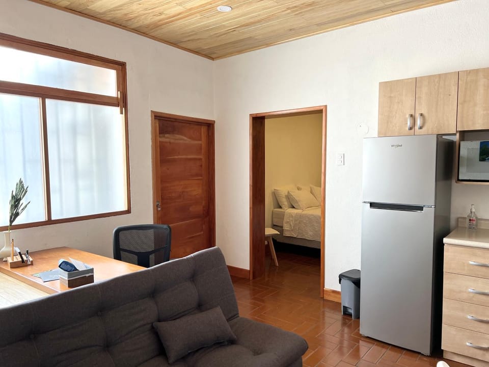 Kitchen or kitchenette, Living room