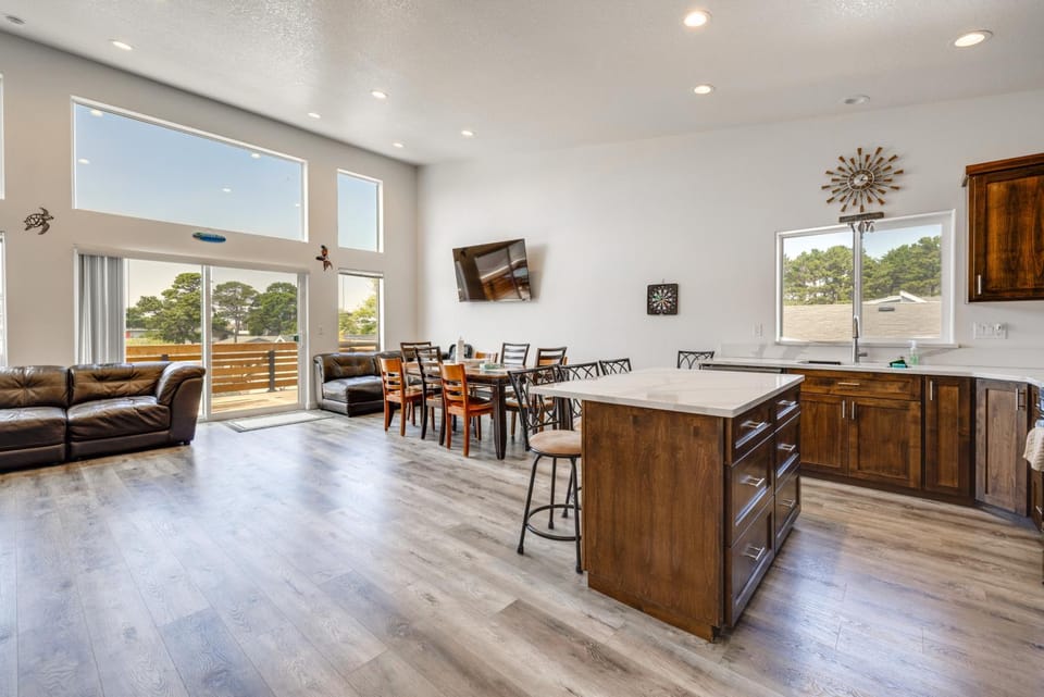 Lincoln City Vacation Home Near Beaches and Casinos House in Devils Lake