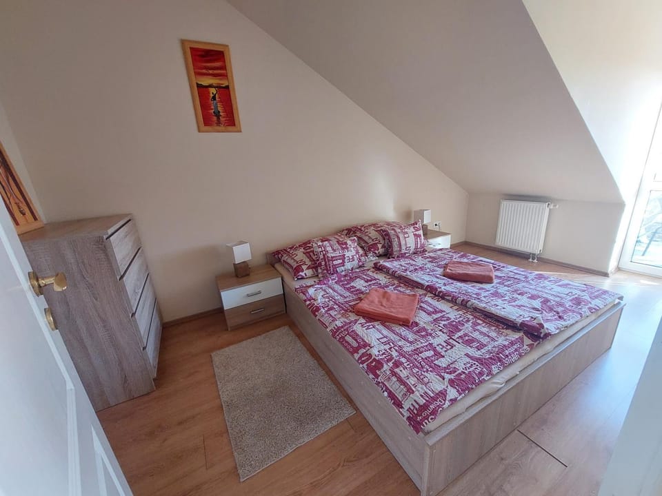 Cserke Napfény Apartman Apartment in Hungary