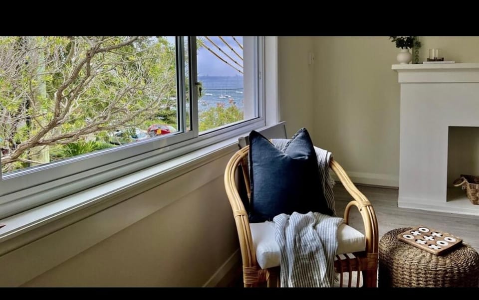 Little Manly 3 bedroom Oasis Apartment in Manly