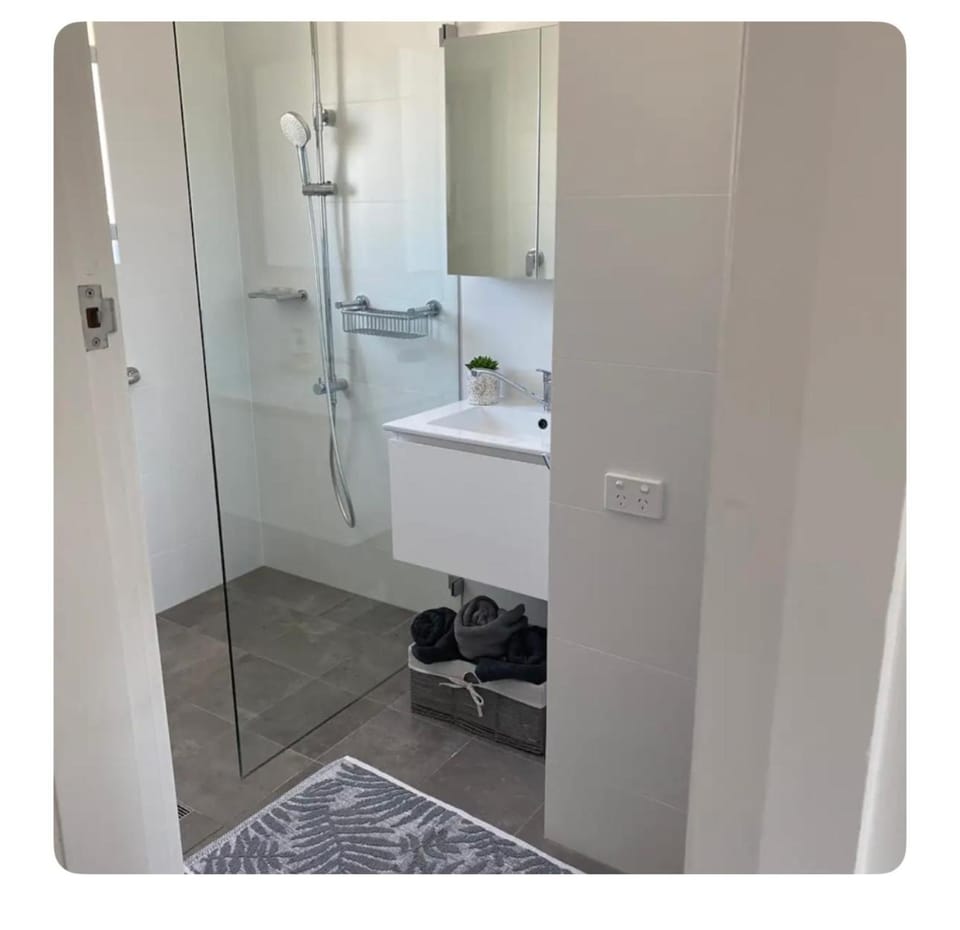 Little Manly Getaway Apartment in Manly