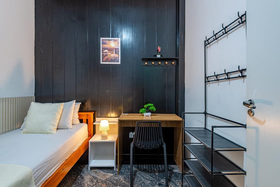 Bed, Bedroom, wardrobe