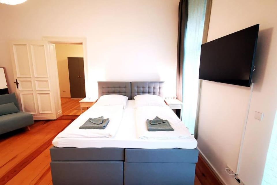 LANG Li by ROCKCHAIR Apartments l SUPERHOST Status l 2 Bedrooms Boxspringbeds in City Center - Cozy Family & Business Flair welcomes you! Apartment in Berlin