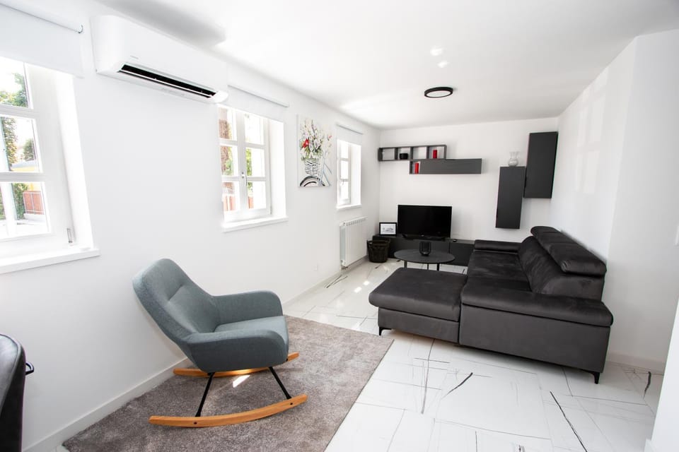 Apartmani Kac Apartment in Slovenia