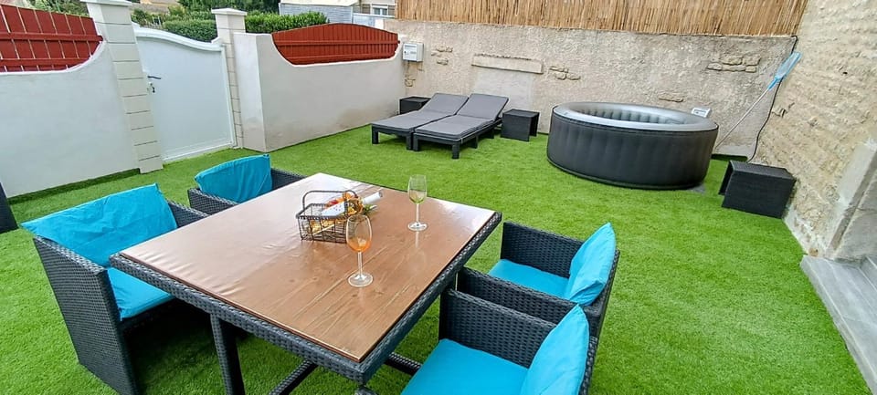 Hot Tub, Spa and wellness centre/facilities