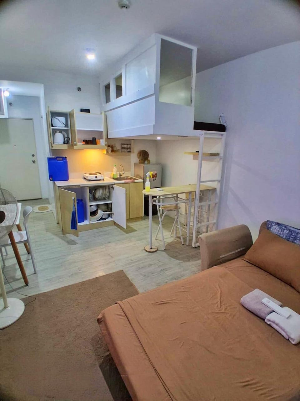 Amaia Steps Altaraza by Gem Apartment in Region of Manila
