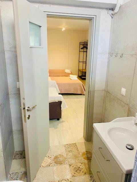 Bathroom, Bedroom