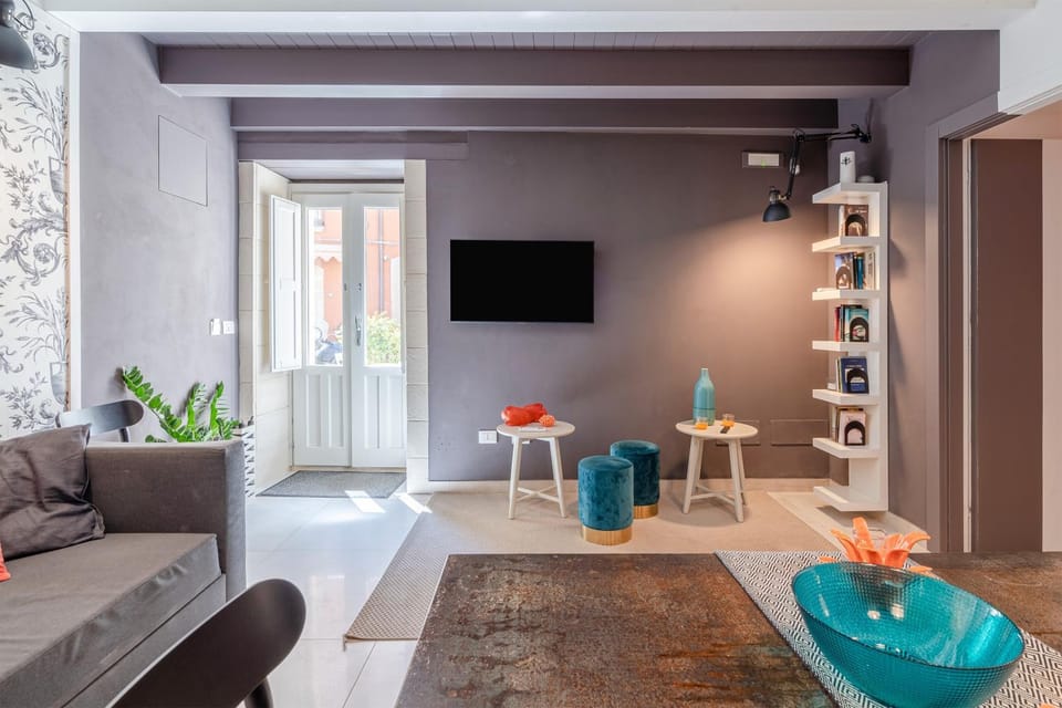 Property building, Living room