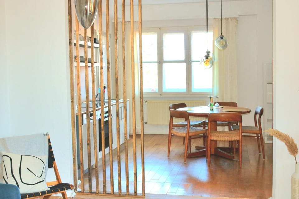 Kitchen or kitchenette, Living room, Dining area
