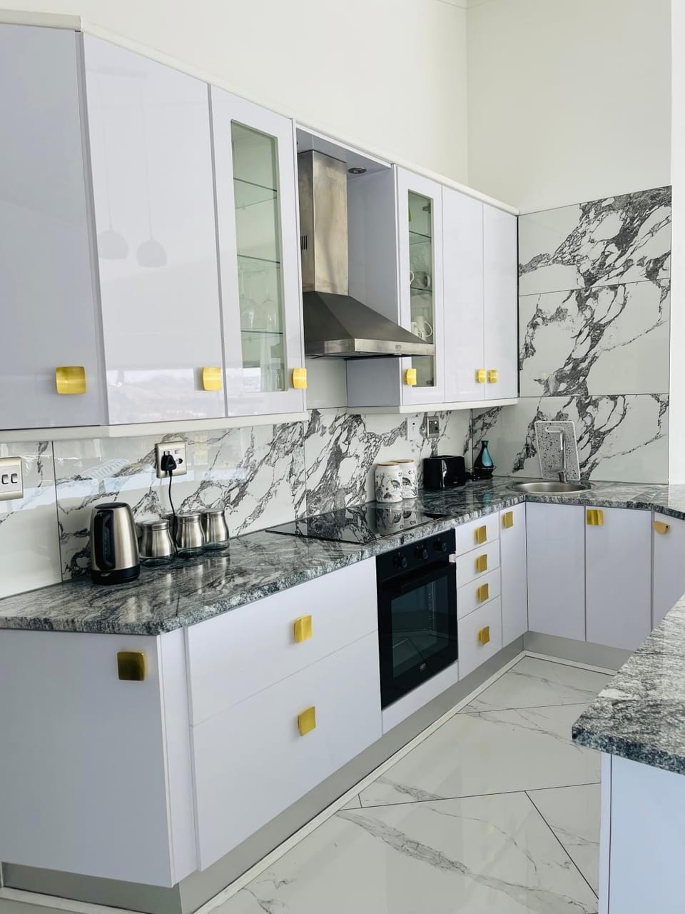 Kitchen or kitchenette, dishwasher, pet friendly, stove