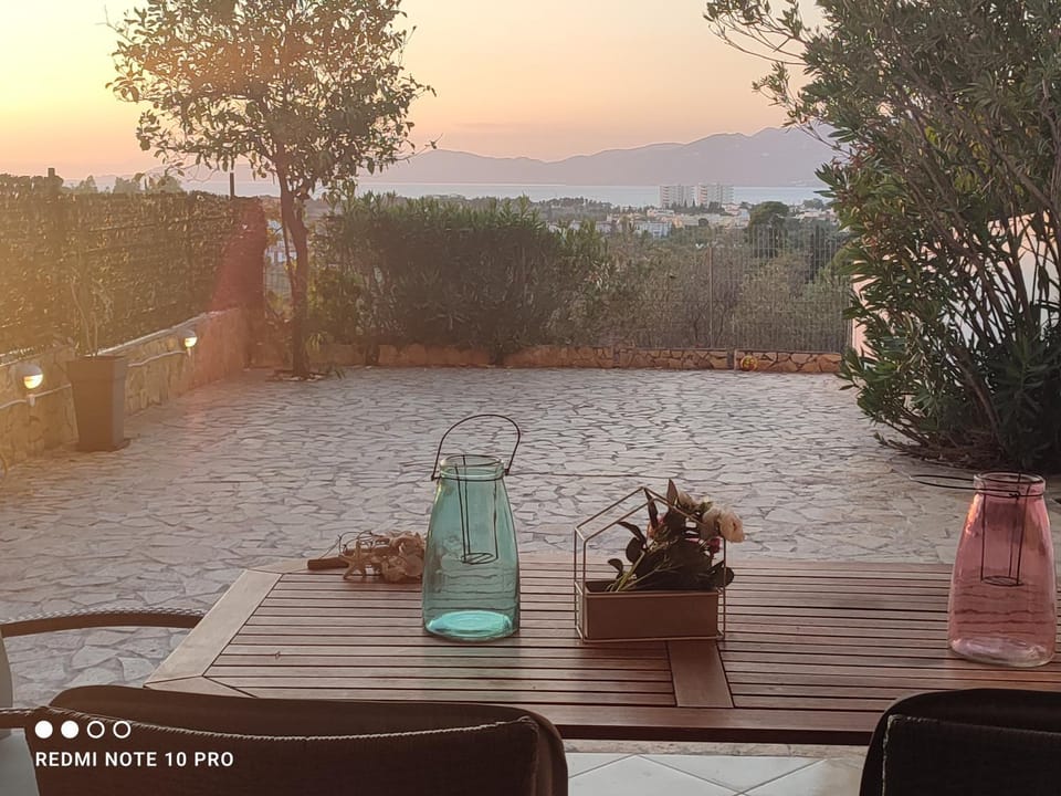 Andrew's sunset view apartment Apartment in Euboea