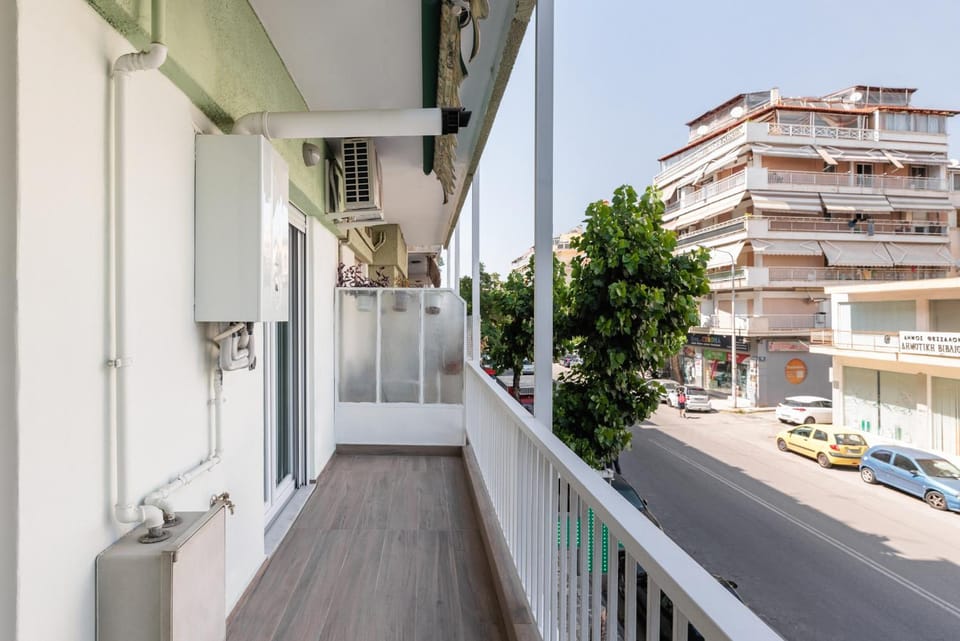 Day, Neighbourhood, View (from property/room), Balcony/Terrace, Street view