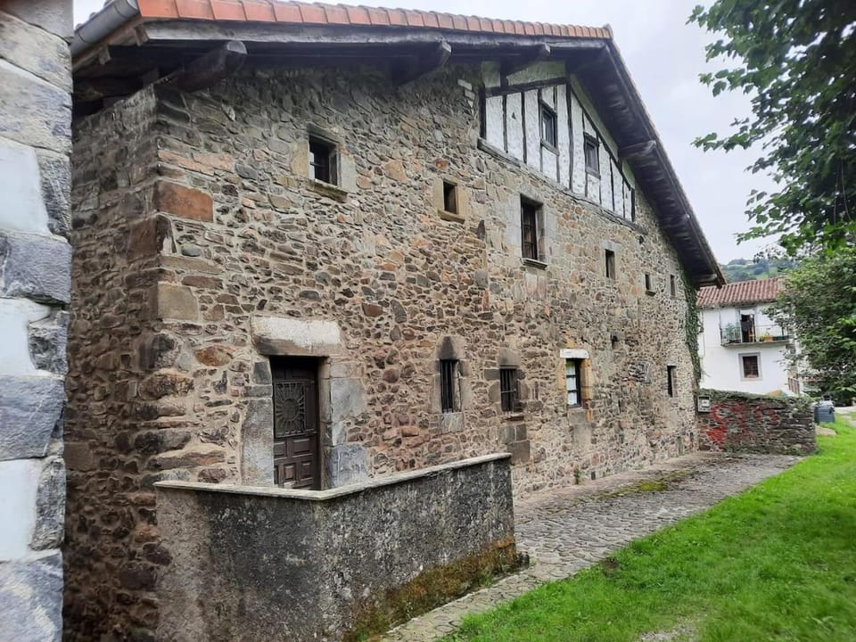 Goikitxe Etxea Country House in Navarre