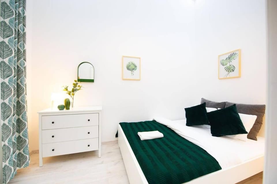 Very Central - Sunny - Comfy House in Budapest