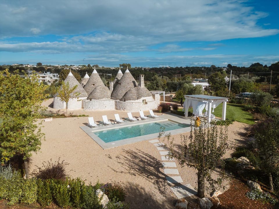 Trulli Petralux in Valle d'Itria Villa in Province of Taranto