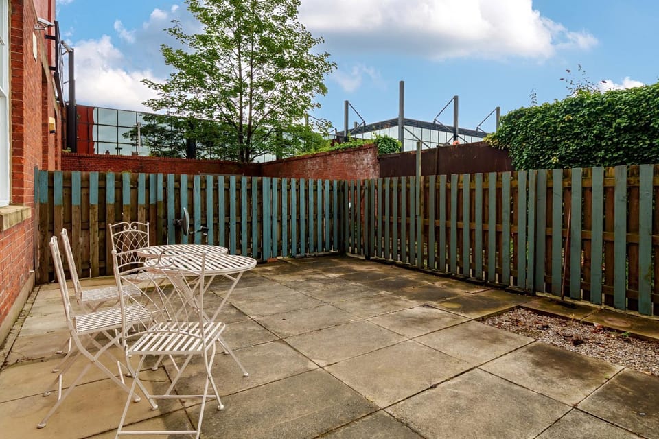 Patio, View (from property/room), Balcony/Terrace