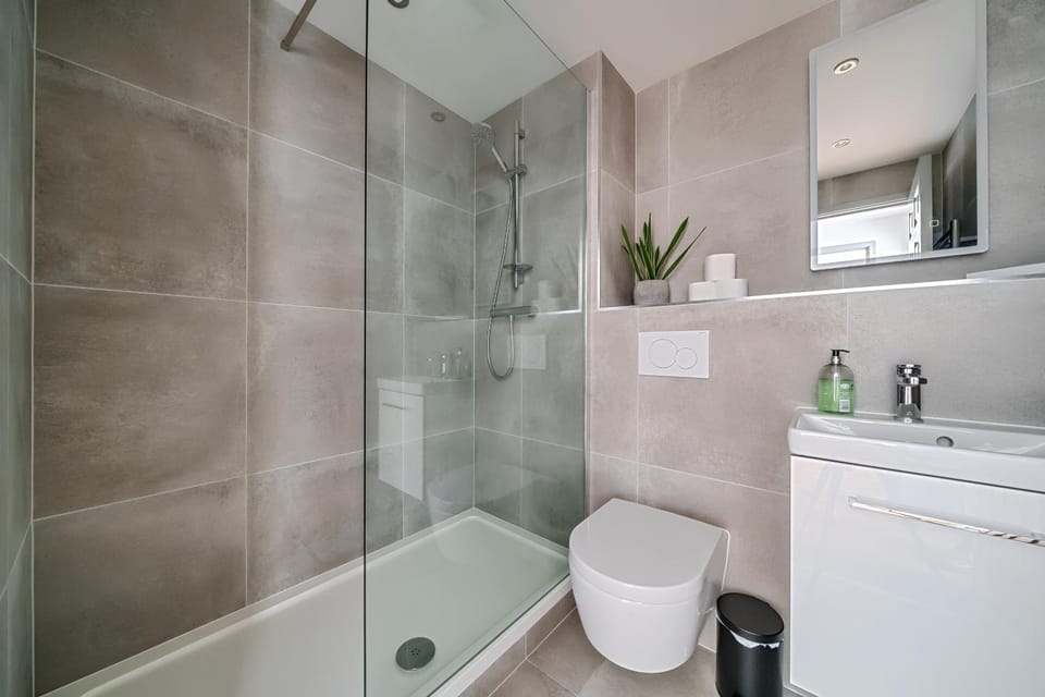 Shower, Bathroom