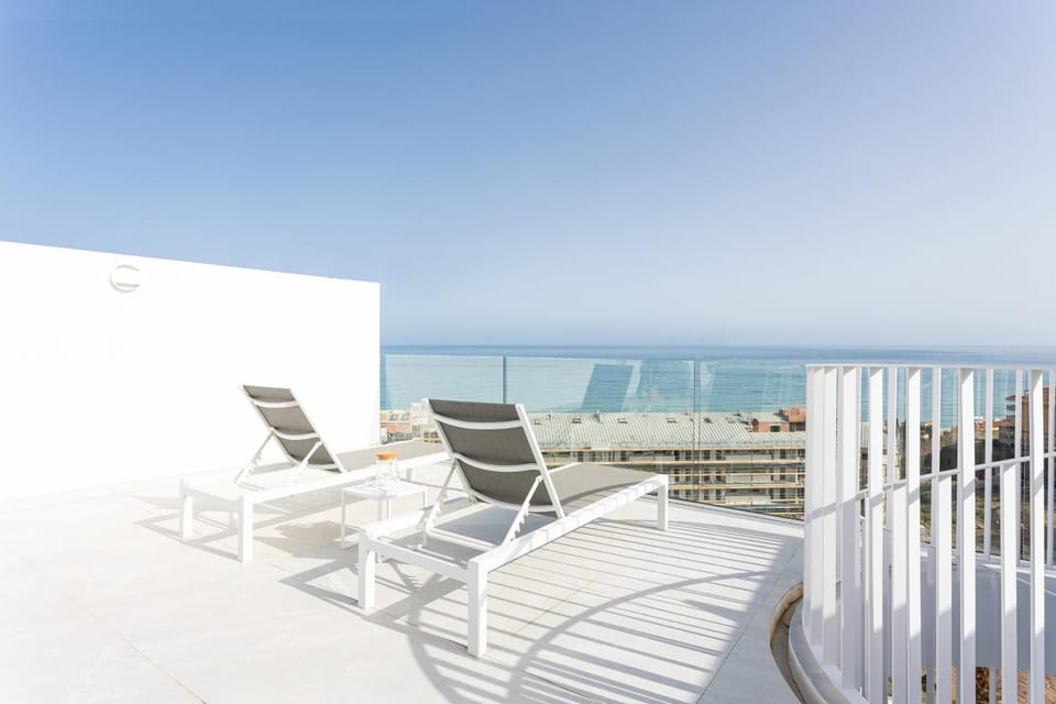 Higuerón Rental Med by the Sun Apartment in Fuengirola