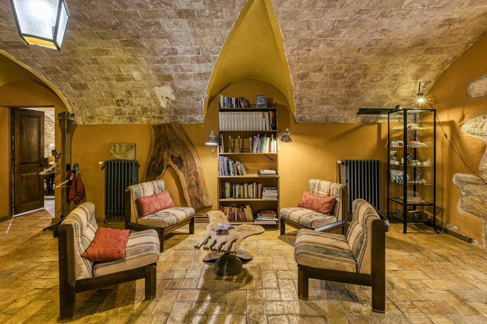 Property building, Living room