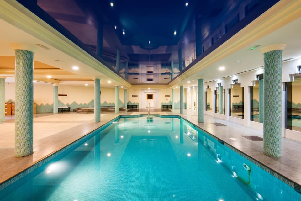 Spa and wellness centre/facilities, Swimming pool