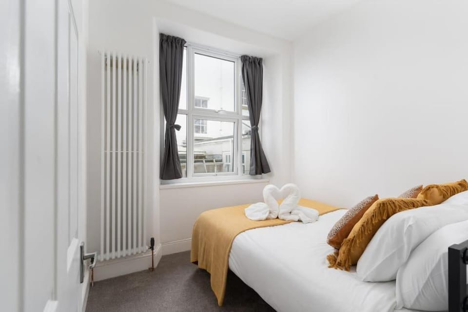 Stunning Central Penzance apartment with sea views Apartment in Penzance