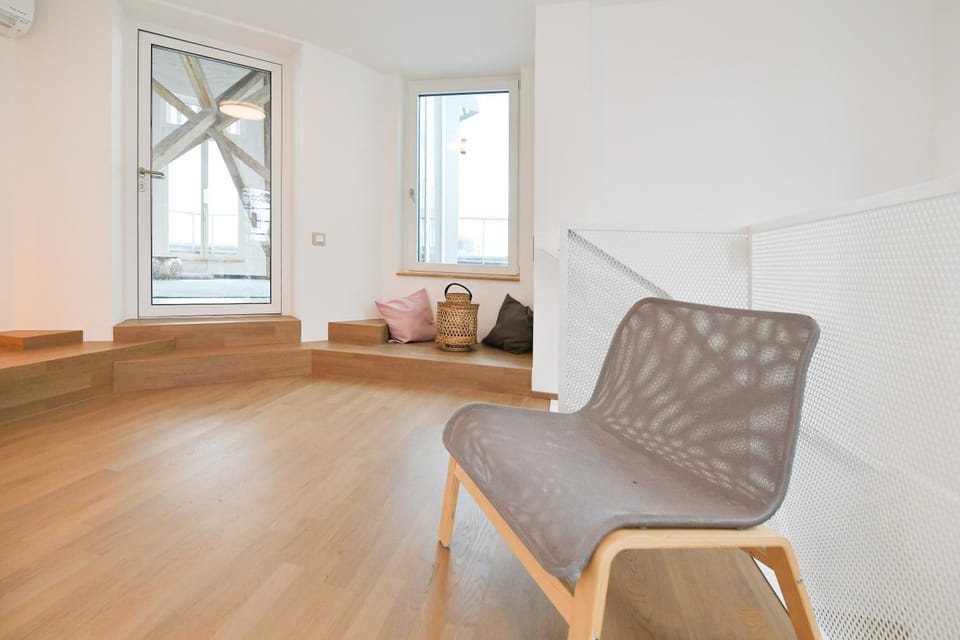 Julius 24 - Stylish Heaven, 5 Mins to City Center Apartment in Vienna