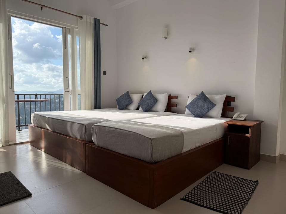 Golden Sky Hotel & Wellness Bed and Breakfast in Kandy