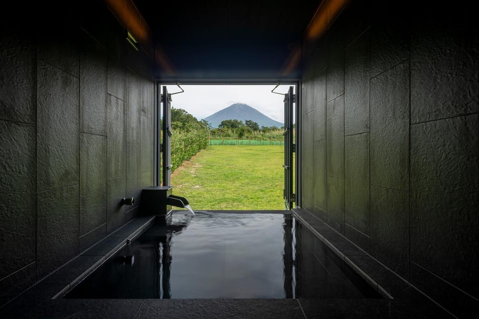 Hot Spring Bath, Bathroom, Mountain view