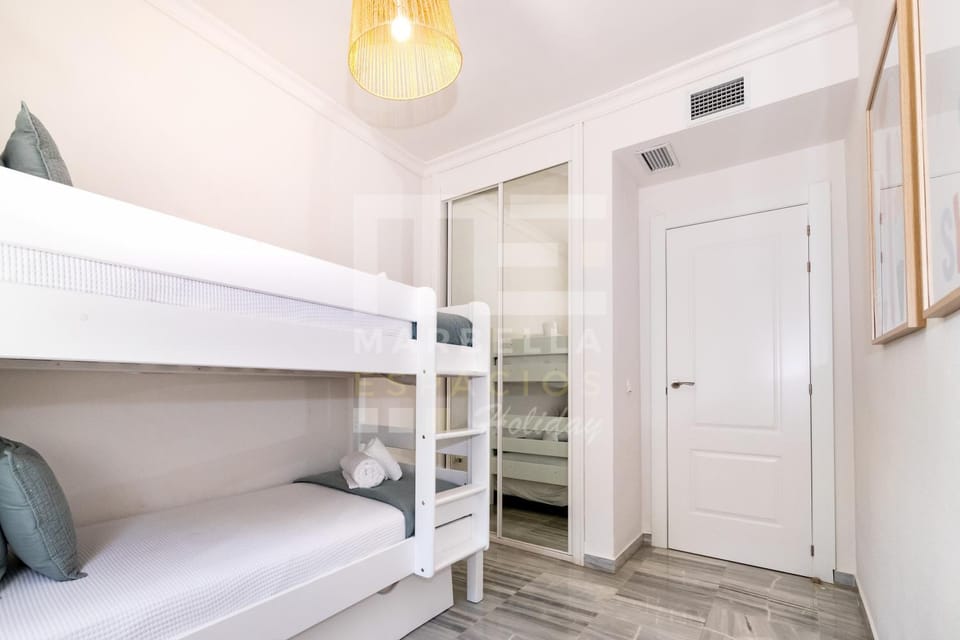 Amplio apartamento planta jardin Nagueles Apartment in Marbella